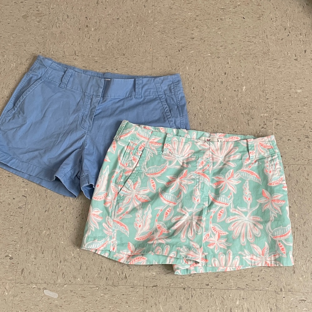 Vineyard Vines Sz 8 Chino Blue and Floral Print Shorts Set